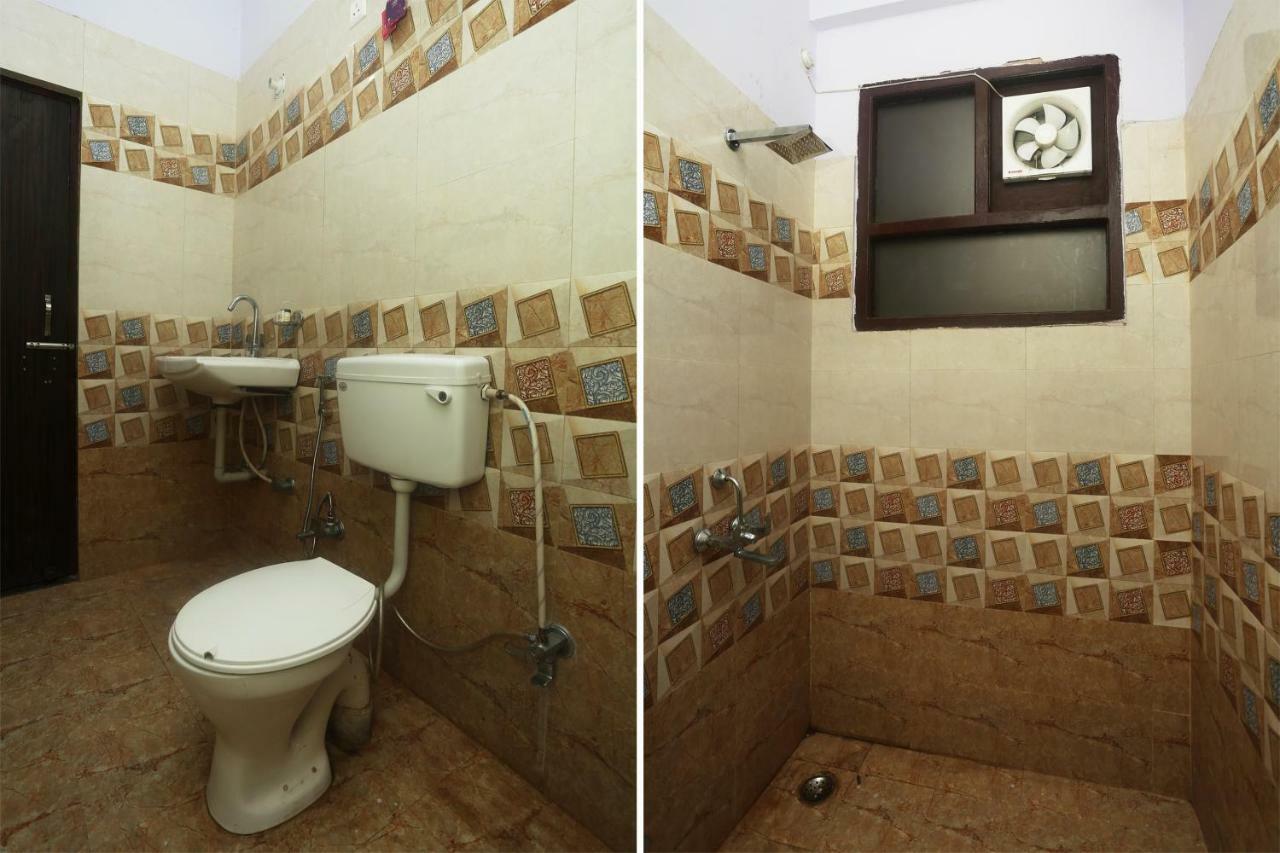 Oyo 16995 Sr Blessings Hotel Chinhat Ngoại thất bức ảnh